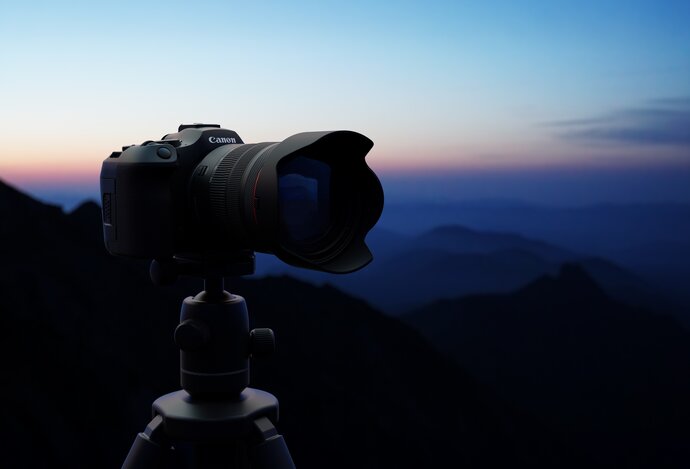 Photo Canon uvádza všestrannú bezzrkadlovku Canon EOS R6 Mark III a inovatívny objektív RF 45mm F1.2 STM