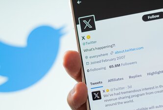 Photo Sledovaním sociálnych sieti začala AI hlúpnuť. Poškodenie je trvalé a nedá sa úplne opraviť 