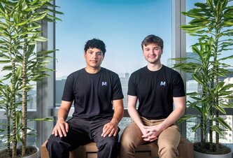 Photo Zabudnite na Zuckerberga: 22-roční študenti sa stali najmladšími miliardármi v histórii