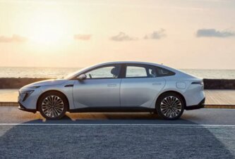 Photo Nová batéria s pevným elektrolytom sľubuje elektromobilom dojazd 1 000 kilometrov