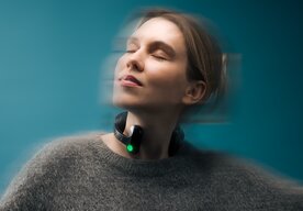 Photo Biohacking krku: Môže elektrický obojok vyriešiť epidémiu stresu?