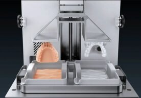 Photo Nová 3D tlačiareň umožňuje tlač z dvoch materiálov naraz 