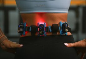 Photo Toto zariadenie dokáže odstrániť bolesť kĺbov pomocou infračervených laserov  