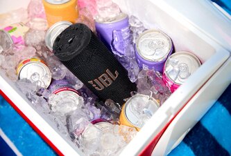 Photo JBL Grip / Kvalitný zvuk vo veľkosti plechovky