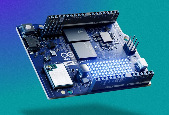 Photo Arduino Uno Q / Arduino s čipom Qualcomm, Linuxom a obrazovým výstupom