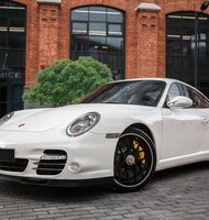 Photo Prečo sa z luxusných Porsche v Rusku stali „tehly“ na kolesách