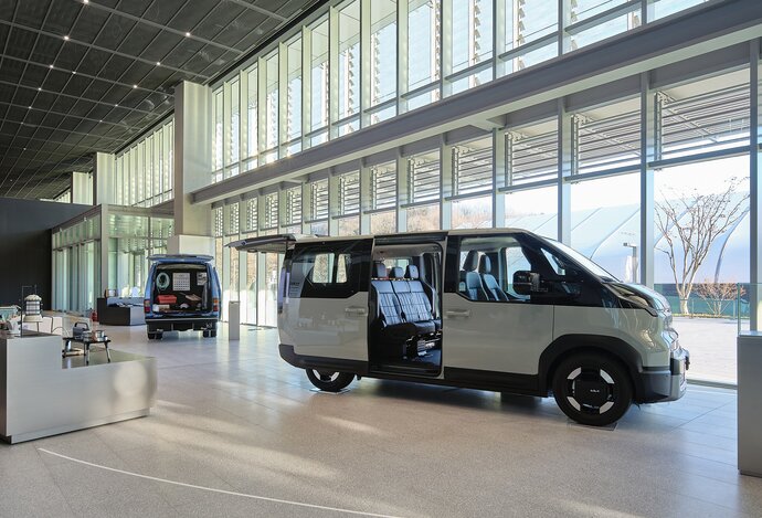 Photo Kia oslavuje 80 rokov svojej existencie na slávnostnom ceremoniáli a výstave, kde si pripomína svoju históriu a víziu