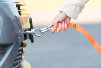 Photo Z fritézy pod kapotu: Nové superlepidlo z kuchynského odpadu zvládne aj ťahanie auta