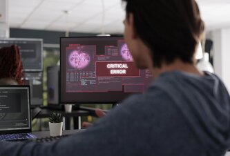 Photo Existenčný súboj medzi všeobecnou a superinteligentnou AI môže odsunúť ľudstvo na vedľajšiu kolaj