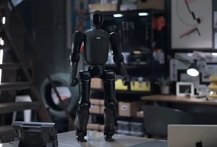 Photo Tento humanoidný robot sa vám zmestí aj do ruksaku