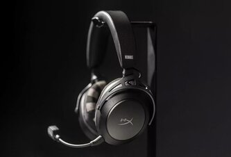 Photo CES 2026: Herný headset skenuje stav mozgu a zrýchľuje reakcie hráča