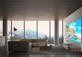 Photo Epson predstavuje Lifestudio Grand EH-LS970: real 4K projektor s ultra krátkou projekčnou vzdialenosťou