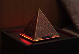 Photo Pyramída Serapis nahrádza tabletky na spanie svetelnými a zvukovými fraktálmi