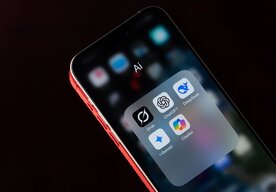 Photo  Ilúzia produktivity: Prečo manažéri milujú AI a zamestnanci sa s ňou trápia