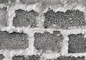 Photo Pridanie uhlíkových nanočastíc do cementu mení bežné domy na gigantické batérie