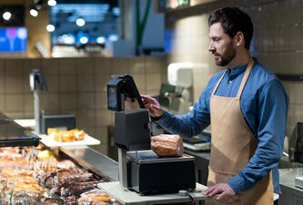 Photo Spoločnosť Epson pri otvorení veľtrhu EuroShop 2026 prináša farebné štítky, automatizáciu a inovácie v oblasti pokladní