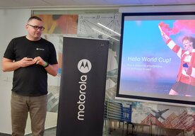 Photo Motorola Signature: Luxusný dizajn, extrémny výkon a 7 rokov podpory