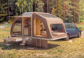 Photo Skladací off-grid domček mení prístup k mobilnému bývaniu v prírode