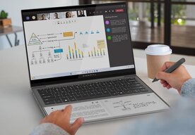 Photo Inovatívny koncept notebooku premieňa opierku notebooku na digitálny poznámkový blok 