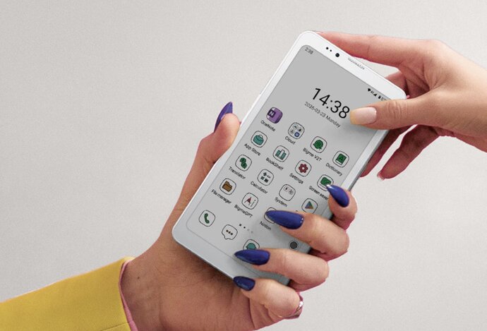 Photo Smartfón za 299 eur s farebným E Ink displejom šetrí zrak