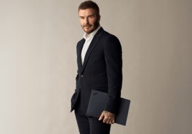 Photo David Beckham oblečie dres Lenovo. Cieľom spolupráce sú špičkové technológie v oblasti športu 