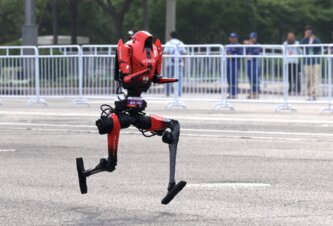 Photo Humanoidný robot prekonal svetový rekord bežcov v polmaratóne