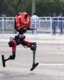 Photo Humanoidný robot prekonal svetový rekord bežcov v polmaratóne