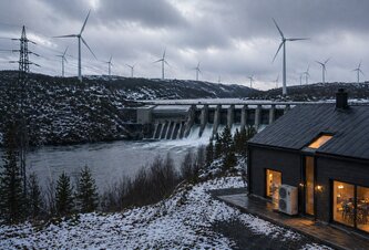 Photo Severské štáty vybudovali prebytok obnoviteľnej energie a musia zákazníkom platiť za jej odber