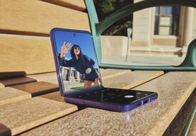 Photo Motorola a Google oznamujú nové funkcie Google Fotiek na personalizáciu každodenného života po uvedení najnovšej série razr 70