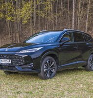 Photo MG HS Hybrid+ / Priestranný hybrid pre rodinu