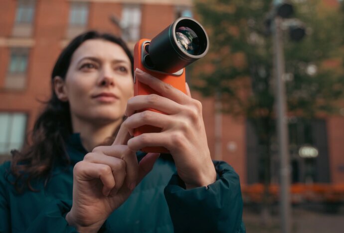 Photo Prídavný 600 mm teleobjektív prináša smartfónom až 24x optické zväčšenie 