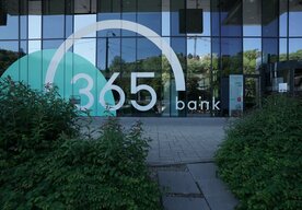 Photo Tretina našincov má vo vzťahu všetky financie spoločné. Mnohí ale majú aj peniaze, o ktorých partner nevie