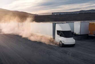 Photo Konečne prichádza Tesla Semi a zmení ekonomiku a dizajn nákladnej dopravy
