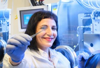 Photo Neviditeľné solárne panely zmenia bežné okenné tabule na malé elektrárne