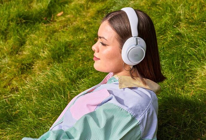Photo JBL Live 780NC / Dizajnové slúchadlá s kvalitným zvukom a účinným ANC