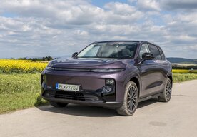 Photo Leapmotor B10 / Sivá myška, ktorá prekvapí 