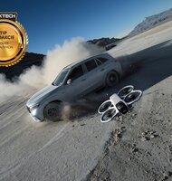 Photo DJI Avata 360 / Natáčajte 360° video zhora