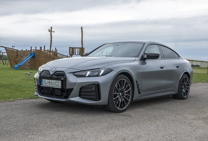 Photo BMW i4 M60 xDrive Gran Coupe (2026) / Výkonný premiant po modernizácii