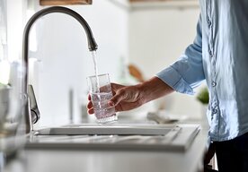 Photo Čistá voda z kohútika: Ako vyriešiť najčastejšie problémy v domácnosti