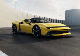 Photo Nové Ferrari 849 Testarossa Spider s technológiou plug-in hybridného pohonu
