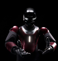Photo Humanoidný robot so senzorickou kožou vníma dotyk ľudí a chráni ich pred kolíziami