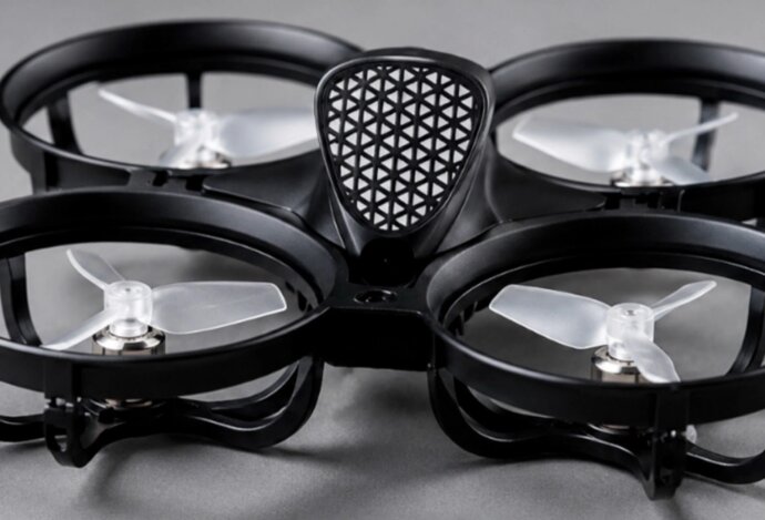 Photo Zabijácky mikro-dron vyhľadáva a mechanicky likviduje komáre v domácnosti