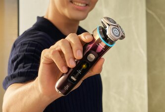 Photo Philips i9000 Prestige Ultra / Ultra-prémiové holenie 