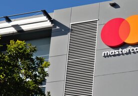 Photo Mastercard: Mobil sa stáva bežnou súčasťou platenia na Slovensku. Používa ho už 56 percent ľudí 
