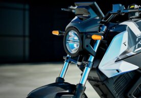 Photo Nová elektrická motorka s dlhým dojazdom za menšiu cenu ako prémiový smartfón