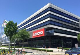 Photo Lenovo dosiahlo najsilnejší štvrťrok v histórií skupiny: Hybrid AI stratégia posilňuje popud rastu