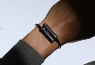 Photo Smart náramok od zakladateľov Fitbitu mení prístup k starostlivosti o seniorov