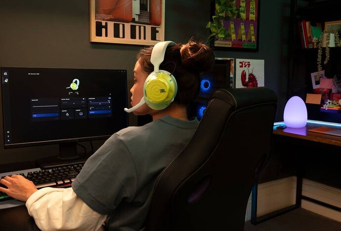 Photo Predstavujeme herné slúchadlá JBL Quantum 520, Quantum 520X a Quantum 120