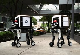 Photo Donáškový robot, ktorého nezastaví ani obrubník či schodisko