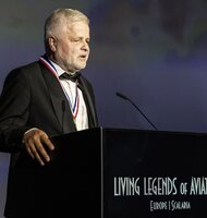 Photo Vynálezca lietajúceho auta Štefan Klein vstupuje do Siene slávy Living Legends of Aviation po boku Buzza Aldrina či Richarda Bra